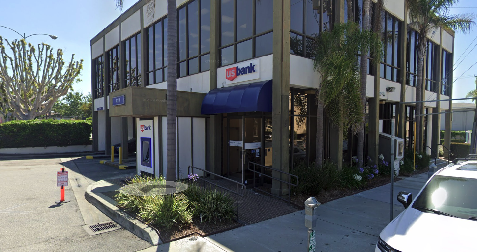 Manhattan Beach Set to Buy Prime Downtown Property in Bold Move